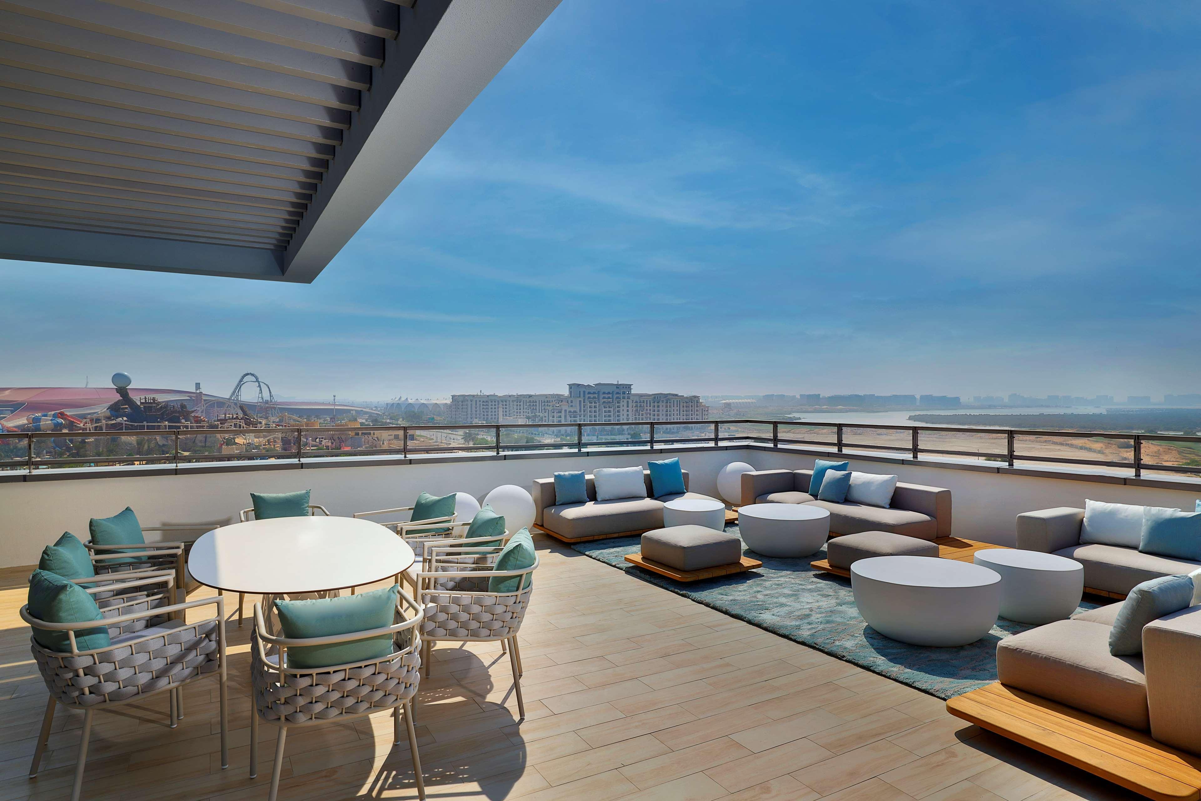 Doubletree By Hilton Abu Dhabi Yas Island Residences Екстериор снимка
