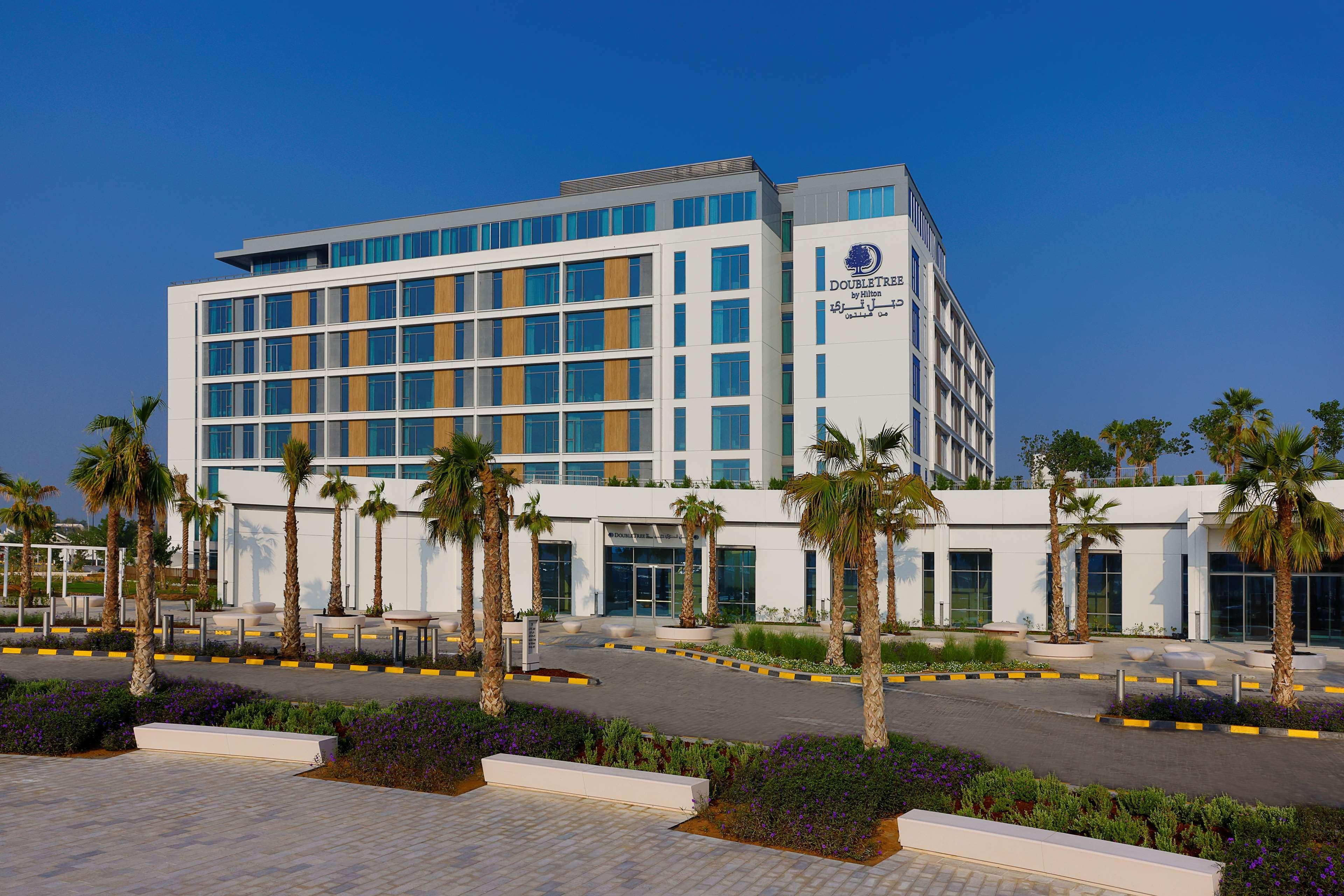 Doubletree By Hilton Abu Dhabi Yas Island Residences Екстериор снимка