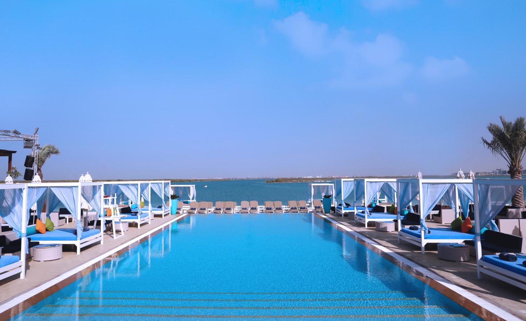 Doubletree By Hilton Abu Dhabi Yas Island Residences Екстериор снимка